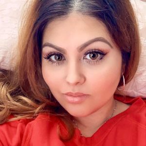 Meet your Posher, Raquel ivette